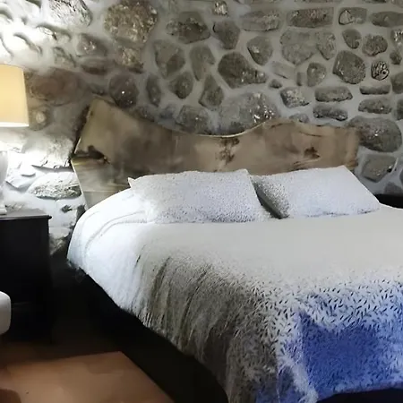 Casa Nova Oliveiras Verim, Friande e Ajude