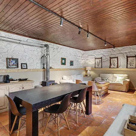 Casa Nova Oliveiras Verim, Friande e Ajude