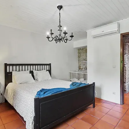 Casa Nova Oliveiras * Verim, Friande e Ajude