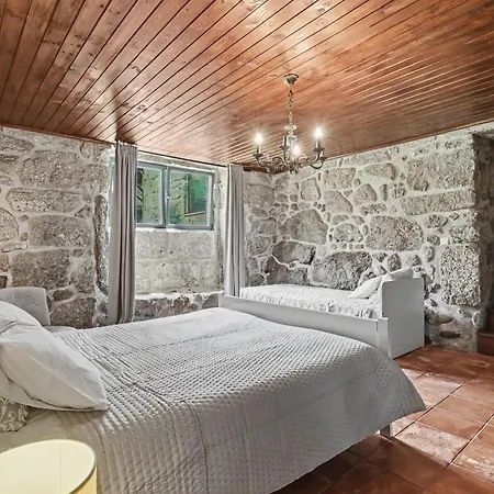 Casa Nova Oliveiras Verim, Friande e Ajude