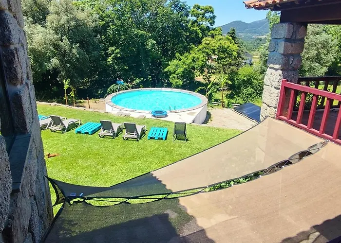 Casa Nova Oliveiras * 브라가